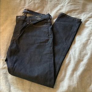 NWT men’s slim J. Crew dark denim Jeans